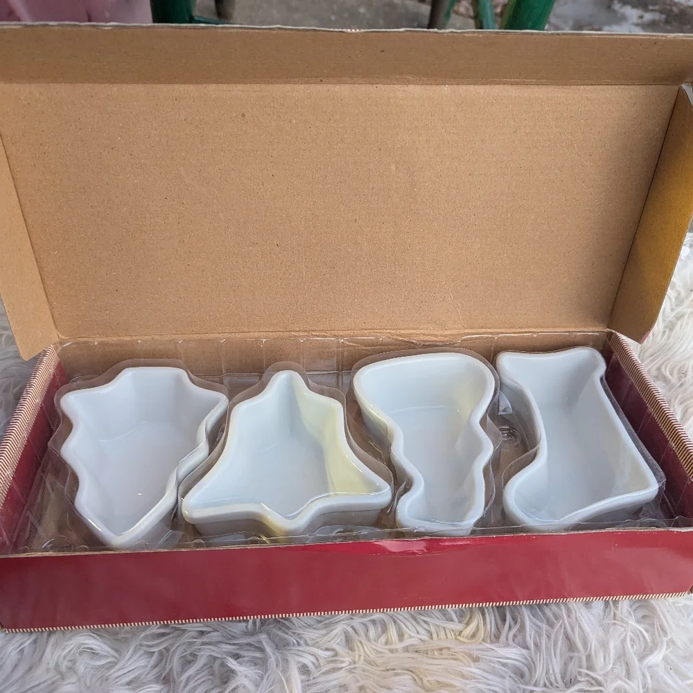Williams Sonoma Rare Ramekins Christmas Set Brand new